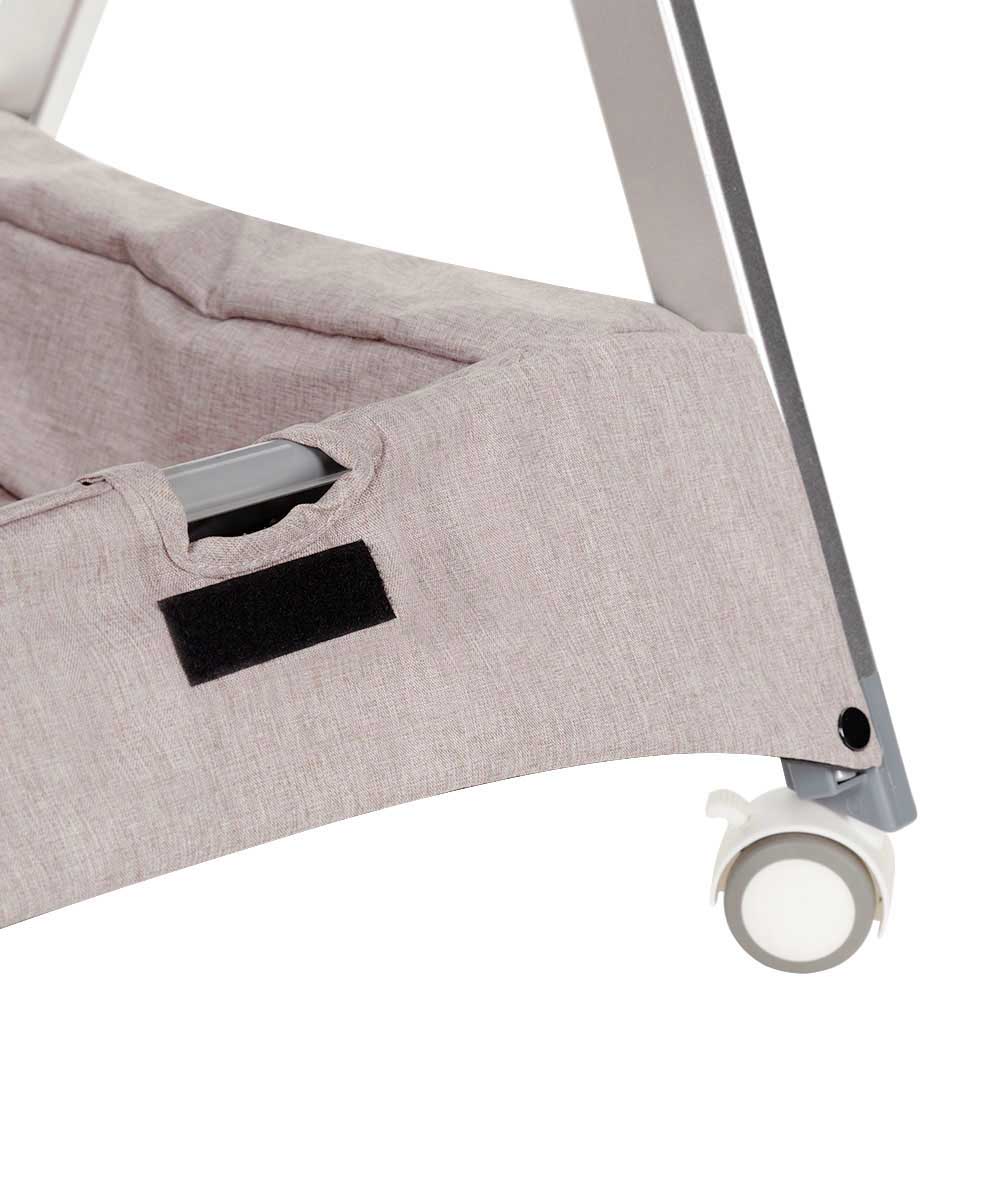 Приставная кроватка-манеж Aria 3 в 1 2025 ANIM Место фиксации нижнего яруса - манежа.